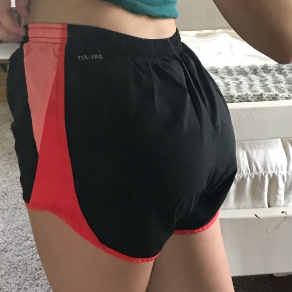 nike shorts - Picture 5 of 8
